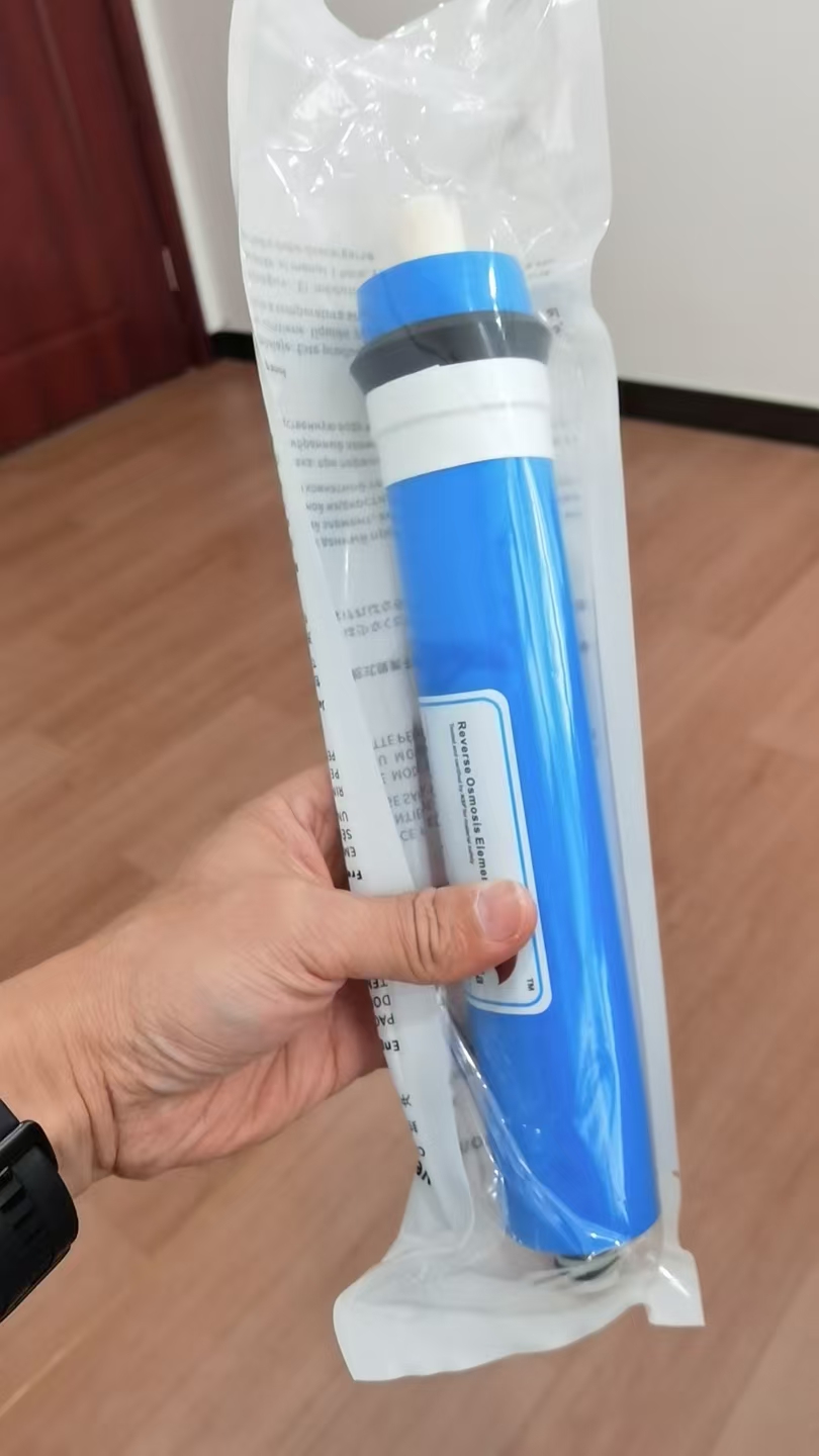 Advanced 98% odsolovací RO membrána pro léčbu vodou s vysokou TDS (2000-3000 ppm)