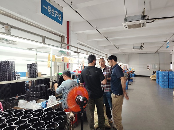 Hluboký dotaz od nového zákazníka.